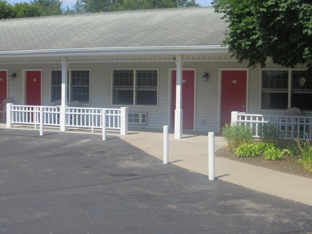 Day'S End Motel Plainville Exterior foto